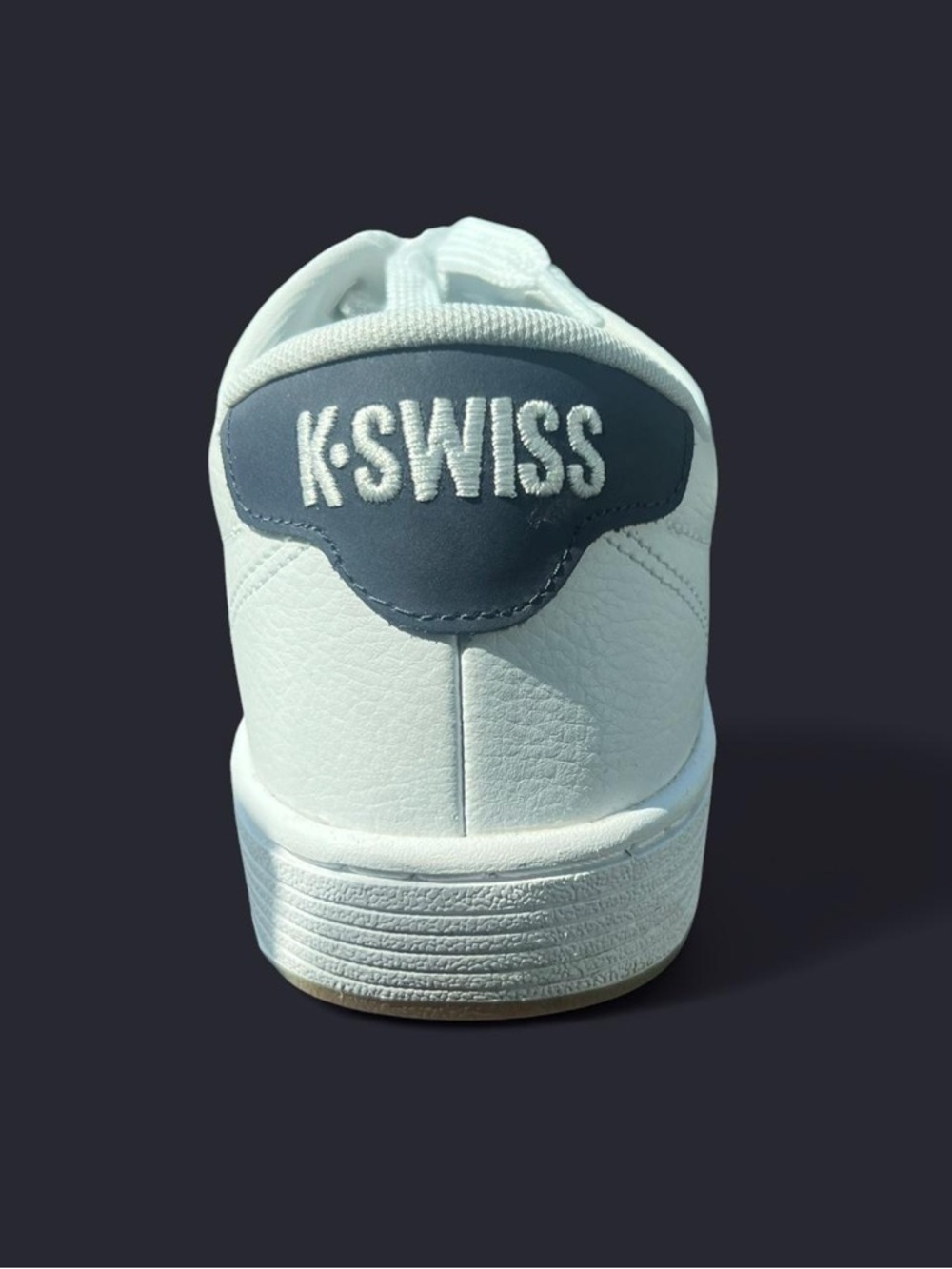 NWOT Men’s K-Swiss White Sneaker - US 10.5 - Picture 2 of 6